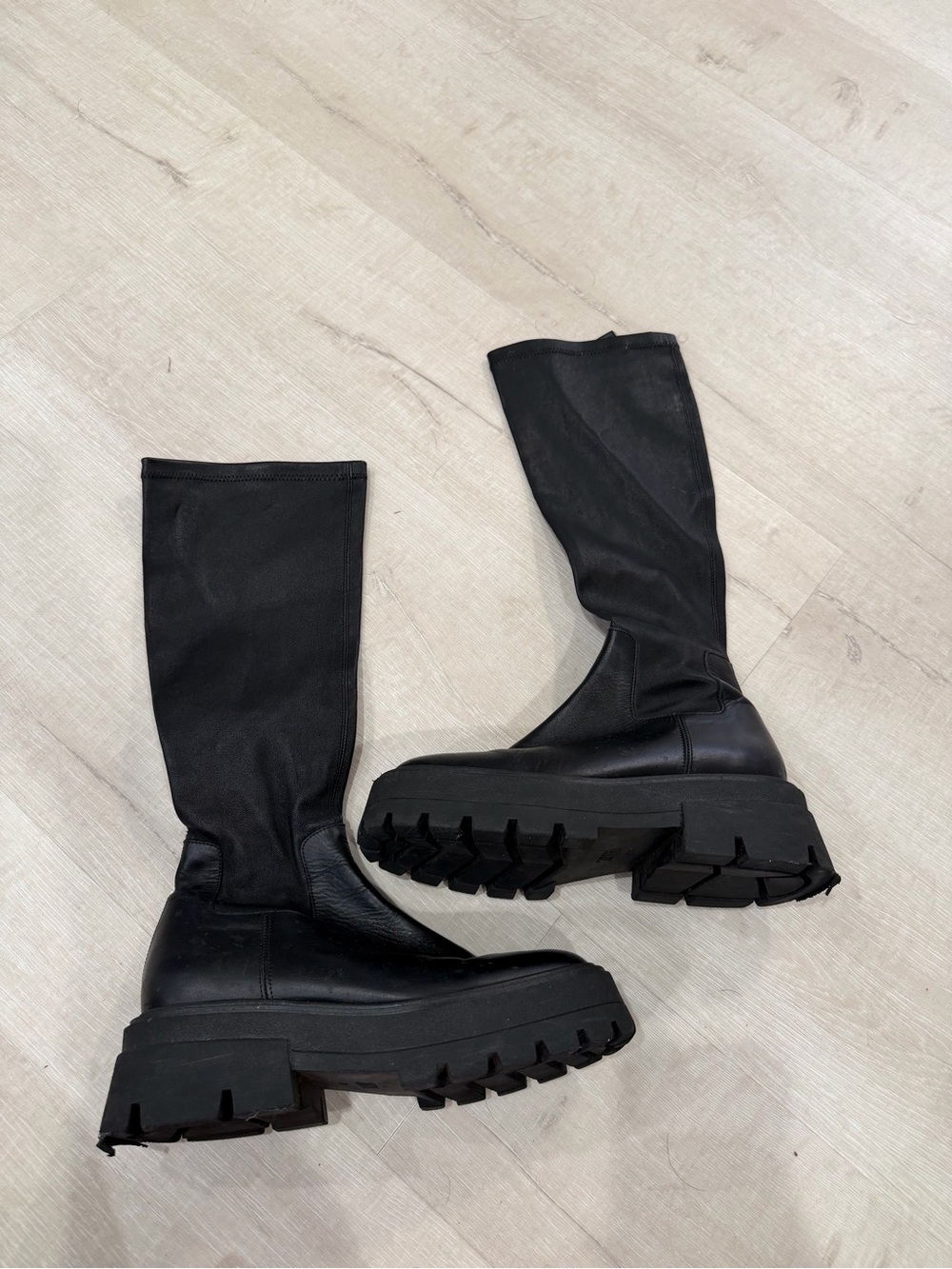 Women’s Black Chunky Knee-High Boots - Unbranded